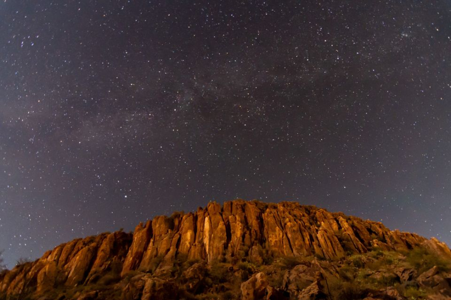 Stars over a basalt mtn 